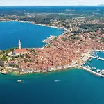 3 Bedroom In Lejlighed Rovinj